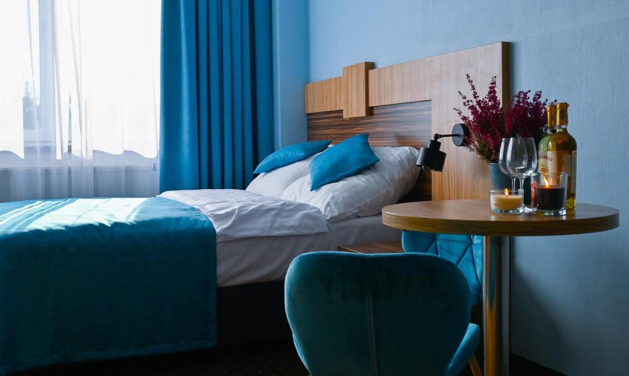 Aparthotel Legnica - Apartamenty Z Aneksem Kuchennym Exteriör bild